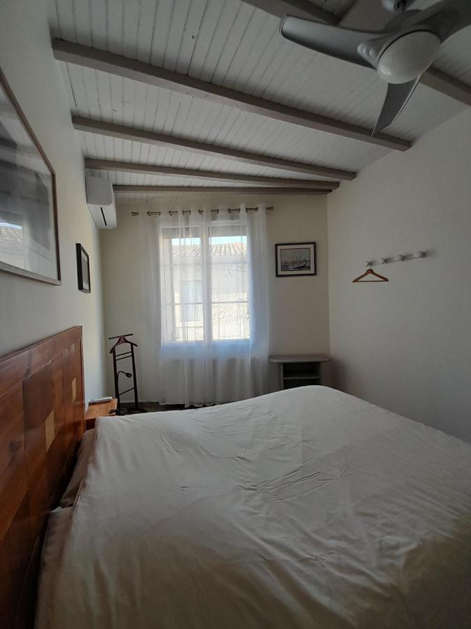 La Pause Sous Le Pin B&B Chambres D'Hotes Capestang Exterior foto